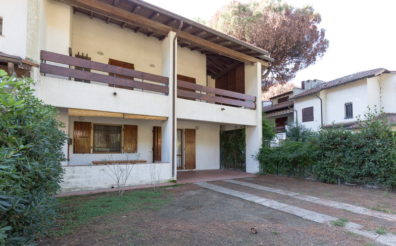 Lido di Spina, severoitalské pobřeží Jadranu, Rekreační domy. Villa Trilo přízemí - Pinetine L5