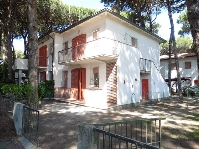 Lido di Spina locations vacances. Villa au rez de chaussée, avec jardin, près de la mer - Villa Logonovo 35