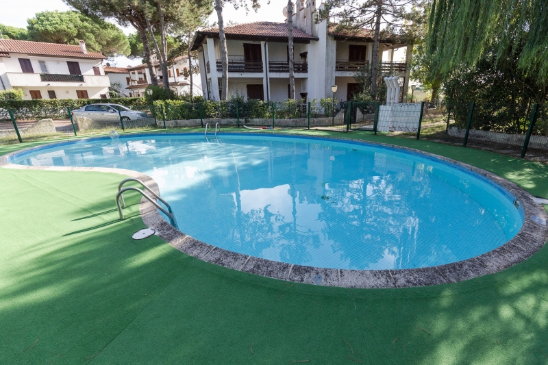 Lido di Spina, affittasi villetta al primo piano, in residence con piscina - Residence Playa 9