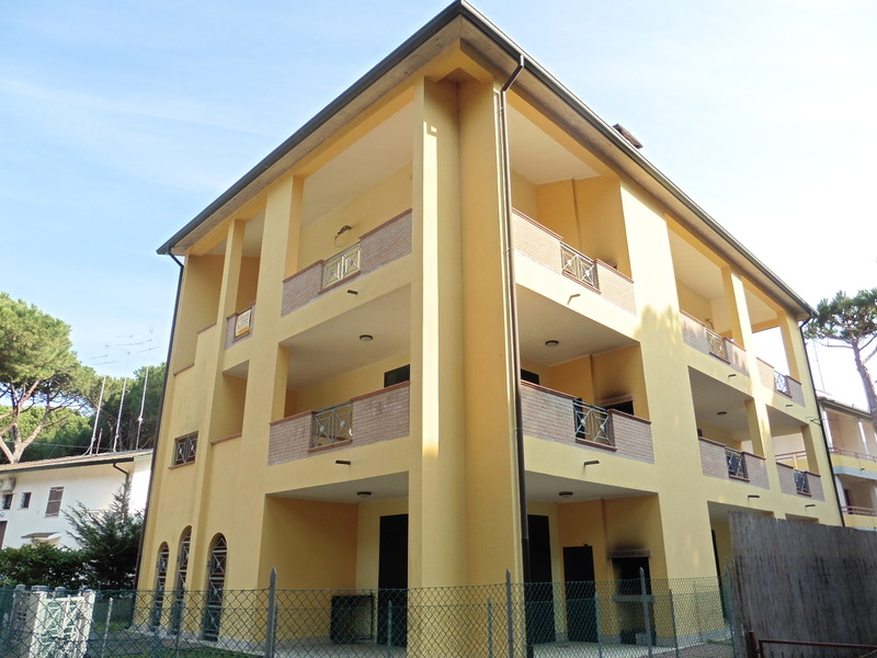 Letnie wypożyczalnie Lido di Spina. Mieszkanie na 2 piętrze z dużym tarasem - Residence Le Terrazze 8